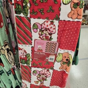 Strawberry Shortcake Christmas Blanket